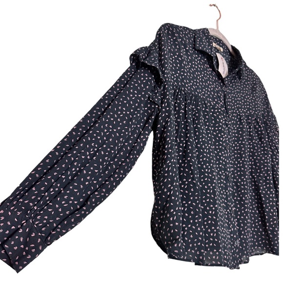 NWT Buckles Gimmicks by BKE Ruffled Blouse - Picture 8 of 10